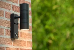 ARNE-LED IR - Wandspot / Wandlamp Binnen/Buiten - Ø 6,3 cm - LED - GU10 - 2x5W 2700K - IP44 - Beweging & dag/nacht sensor - Zwart*Lucide Sale