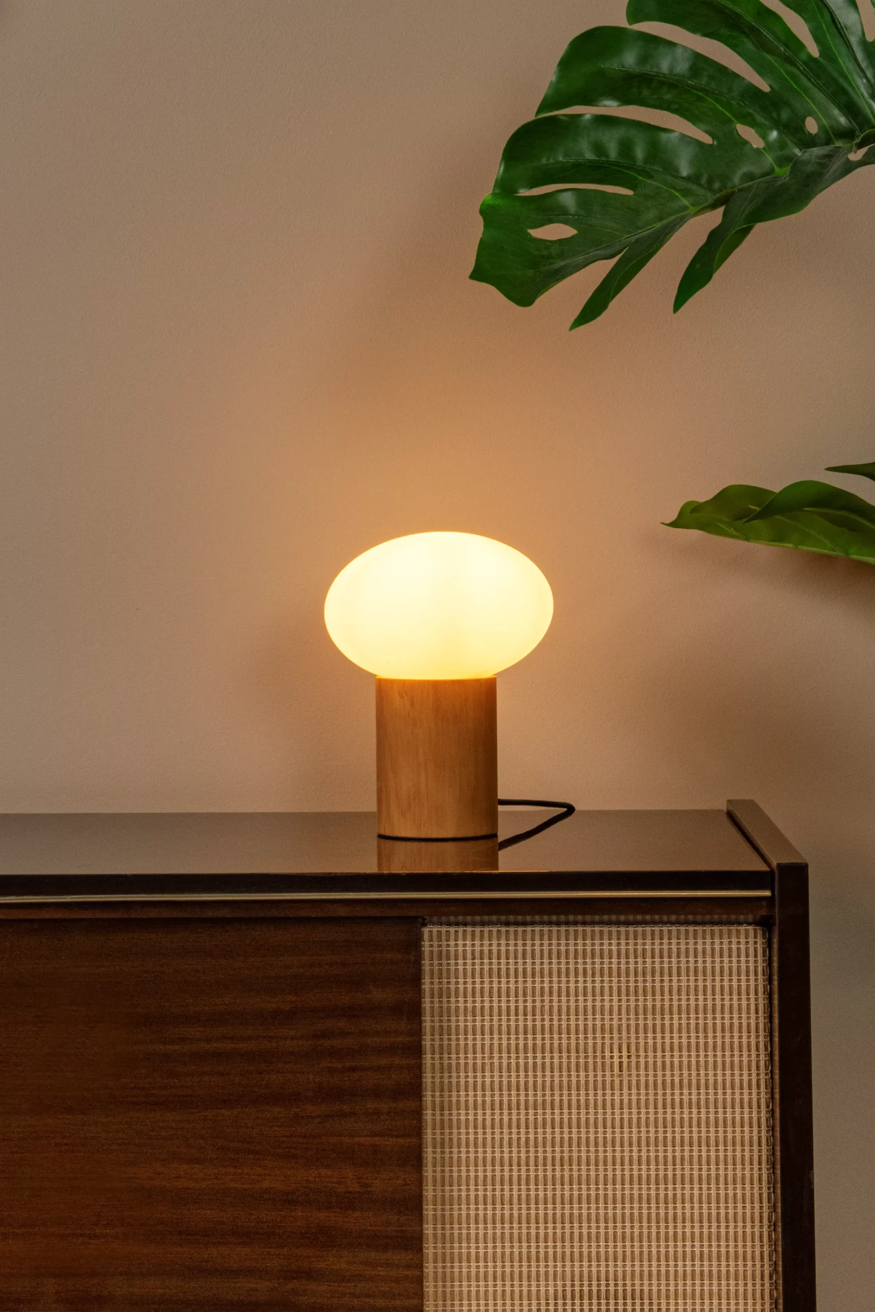 BIRTLE - Tafellamp - 1xE14 - Opaal*Lucide Best