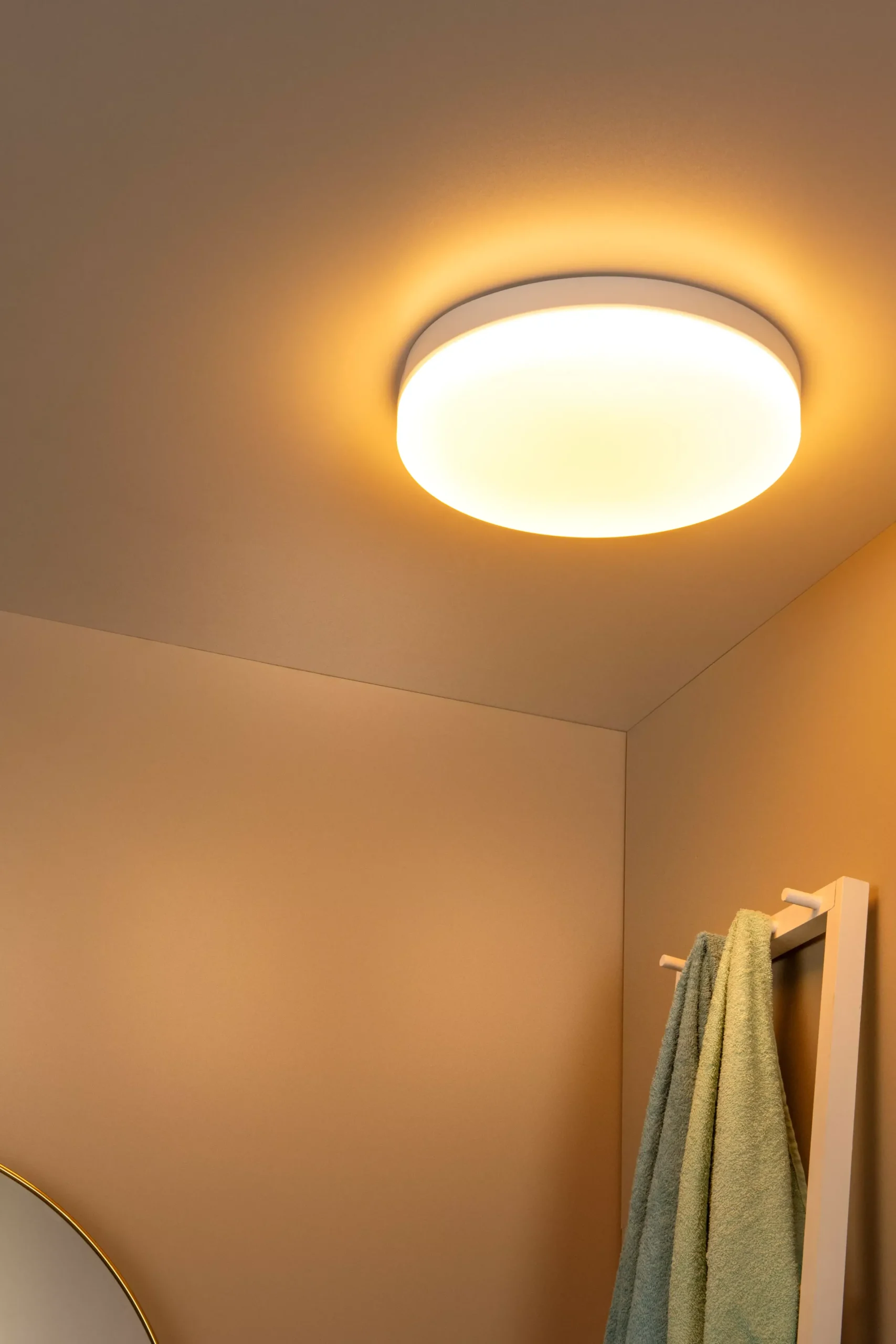 BISKIT - Plafonnière Badkamer - Ø 40 cm - LED - 1x36W 2700K - IP44 - Beweging & dag/nacht sensor - Wit*Lucide New