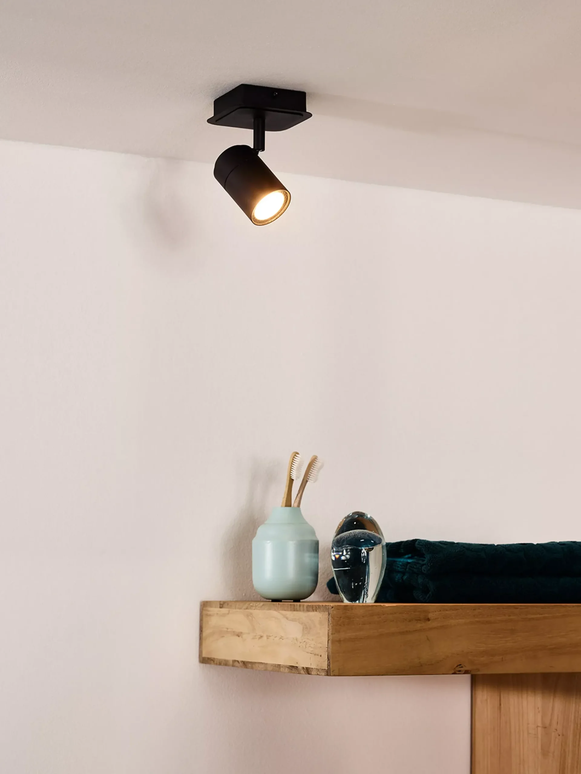 LENNERT - Plafondspot Badkamer - LED Dimb. - GU10 - 1x5W 3000K - IP44 - Zwart*Lucide New
