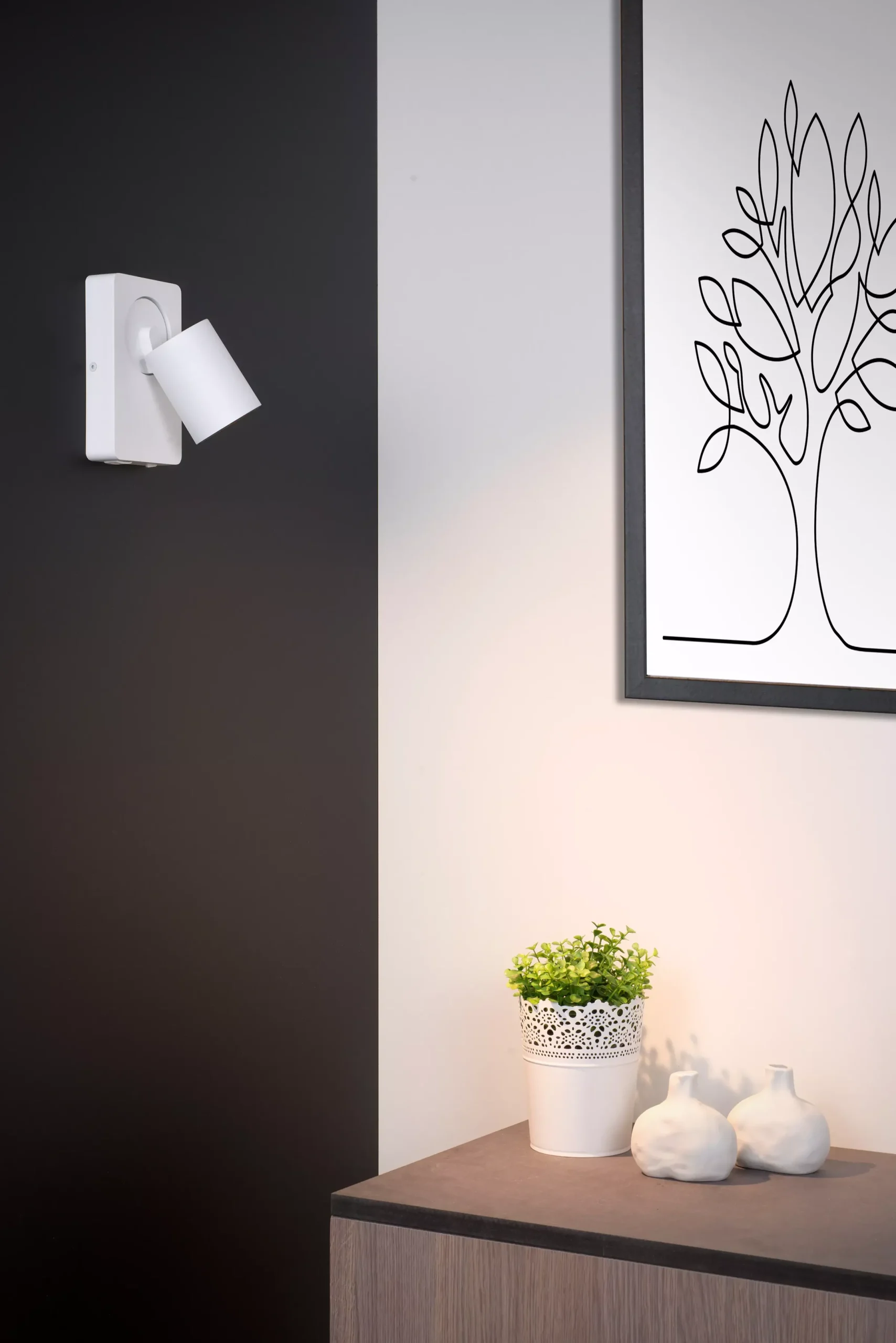 NIGEL - Bedlamp / Wandlamp - LED Dim to warm - GU10 - 1x5W 2200K/3000K - Met USB oplaadpunt - Wit*Lucide Online