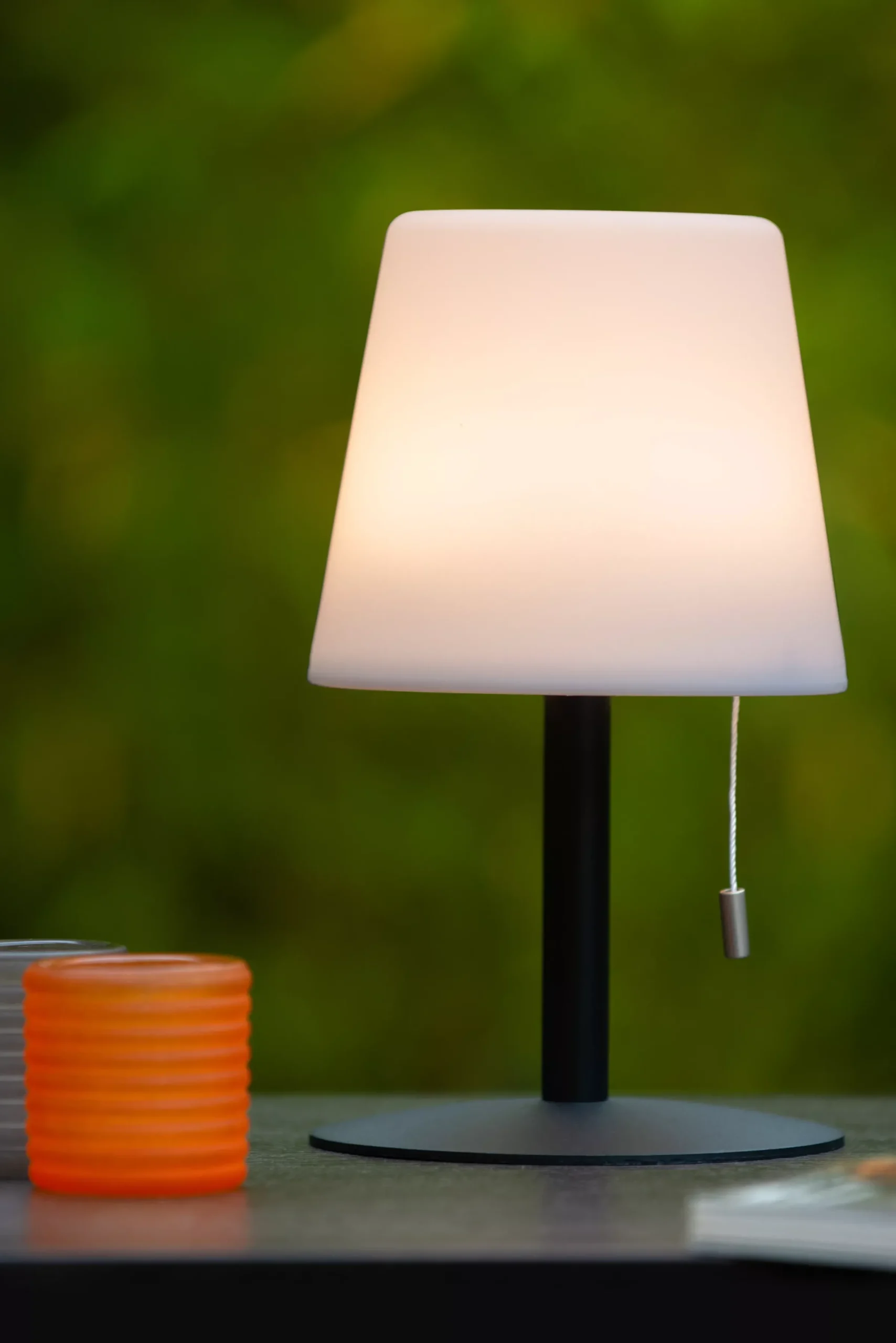 RIO - Oplaadbare Tafellamp Binnen/Buiten - Accu/Batterij - Ø 15,5 cm - LED Dimb. - 1x1,8W 3000K - IP44 - RGB - Multicolor*Lucide Flash Sale