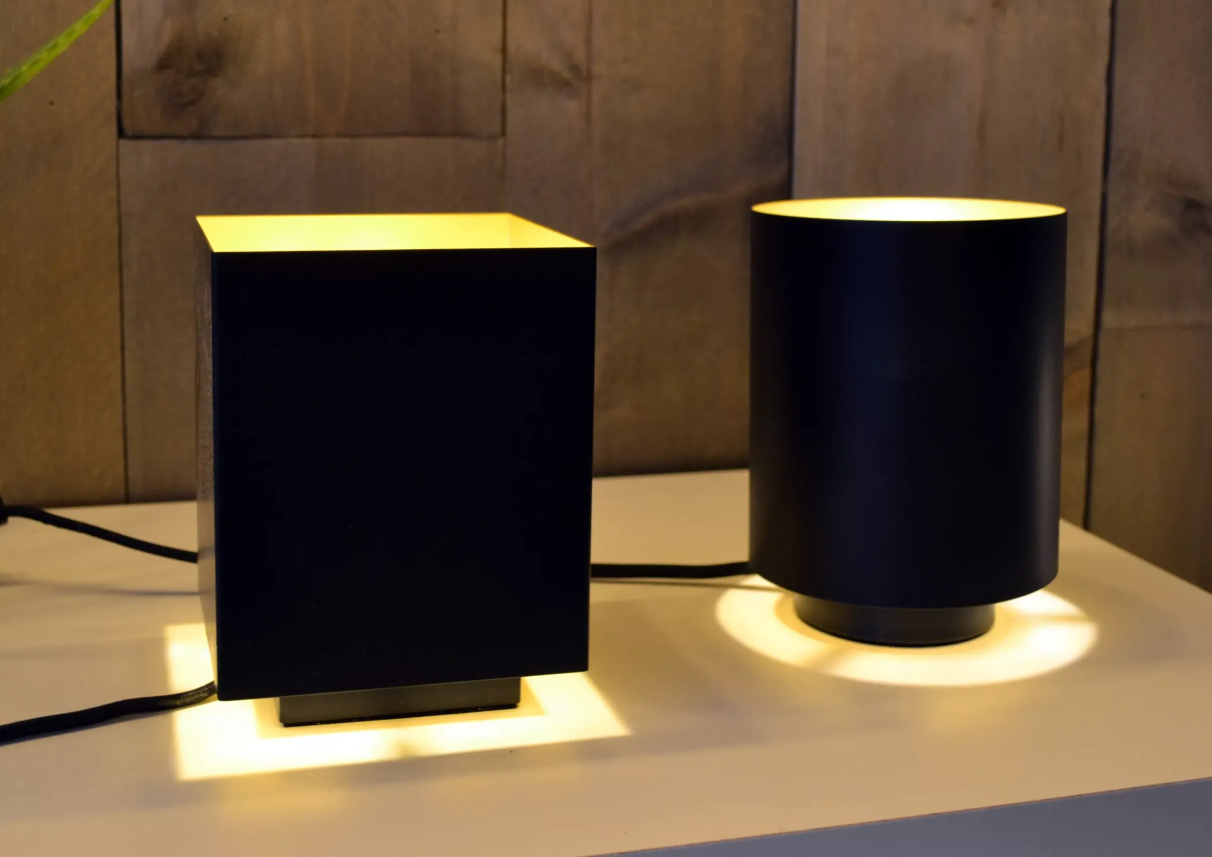 SUZY - Tafellamp - 1xE14 - Zwart*Lucide Best